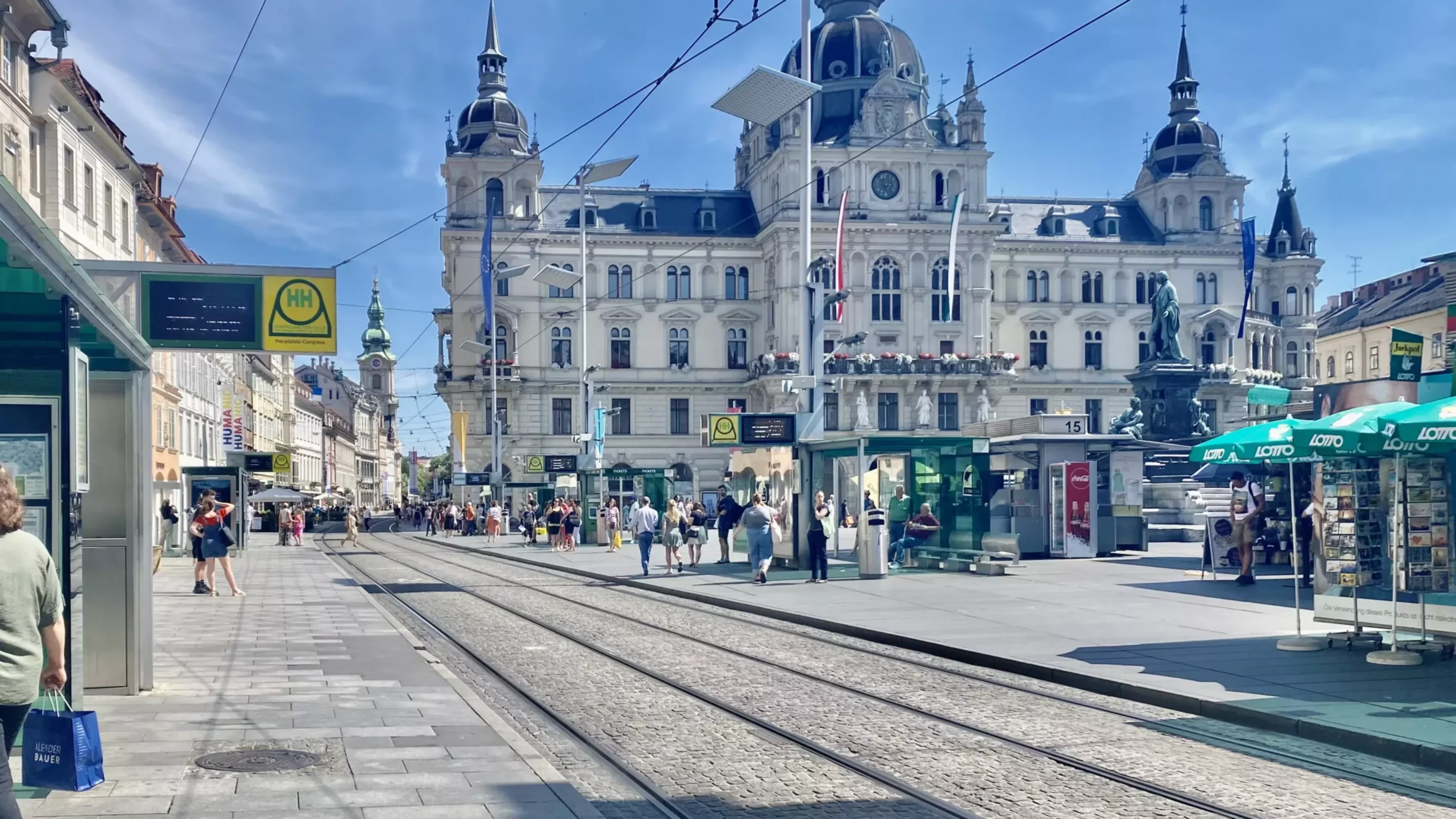 Bild auf 5min.at zeigt die Grazer Herrengasse.