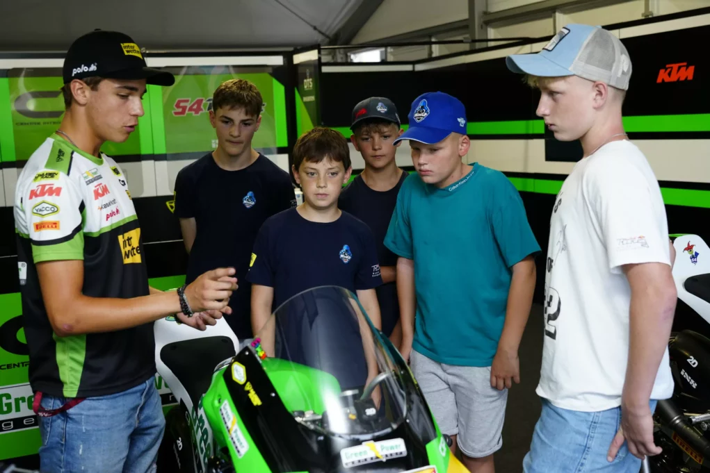 Einmalige Einblicke für MiniGP-Talente beim Motorrad Grand Prix von Österreich 2024