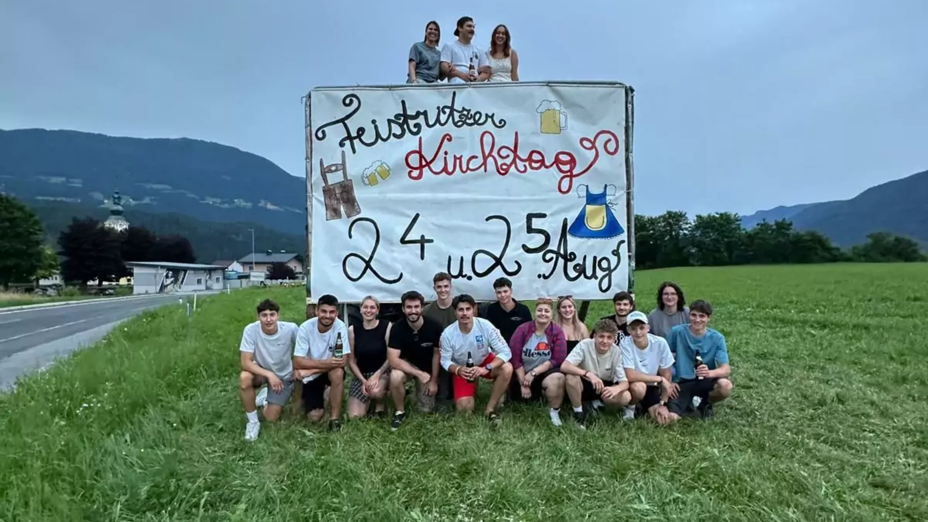 Ein Bild auf 5min.at zeigt die Zechgemeinschaft Feistritz/Drau.