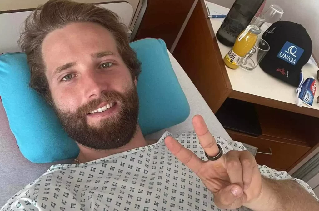 Foto in Beitrag von 5min.at: Zu sehen ist Marco Schwarz im Krankenhaus.