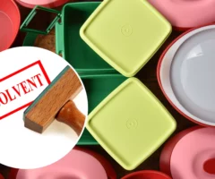 Ein Bild auf 5min.at zeigt Tupperboxen und ein Bild mit einem Stempel und der Anschrift "insolvent".