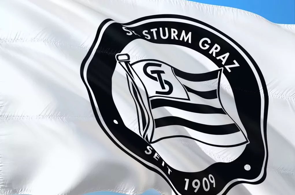 Bild auf 5min.at zeigt eine Sturm Graz Flagge