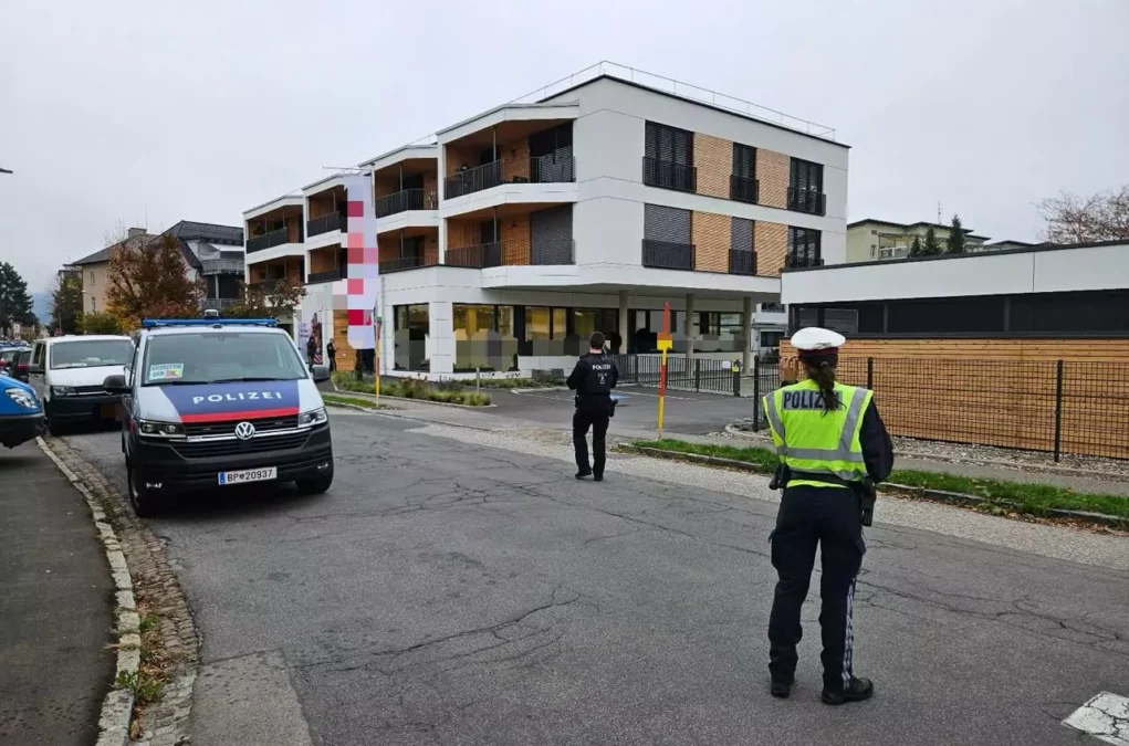 Das Bild auf 5min.at zeigt einen Polizeieinsatz in Villach.