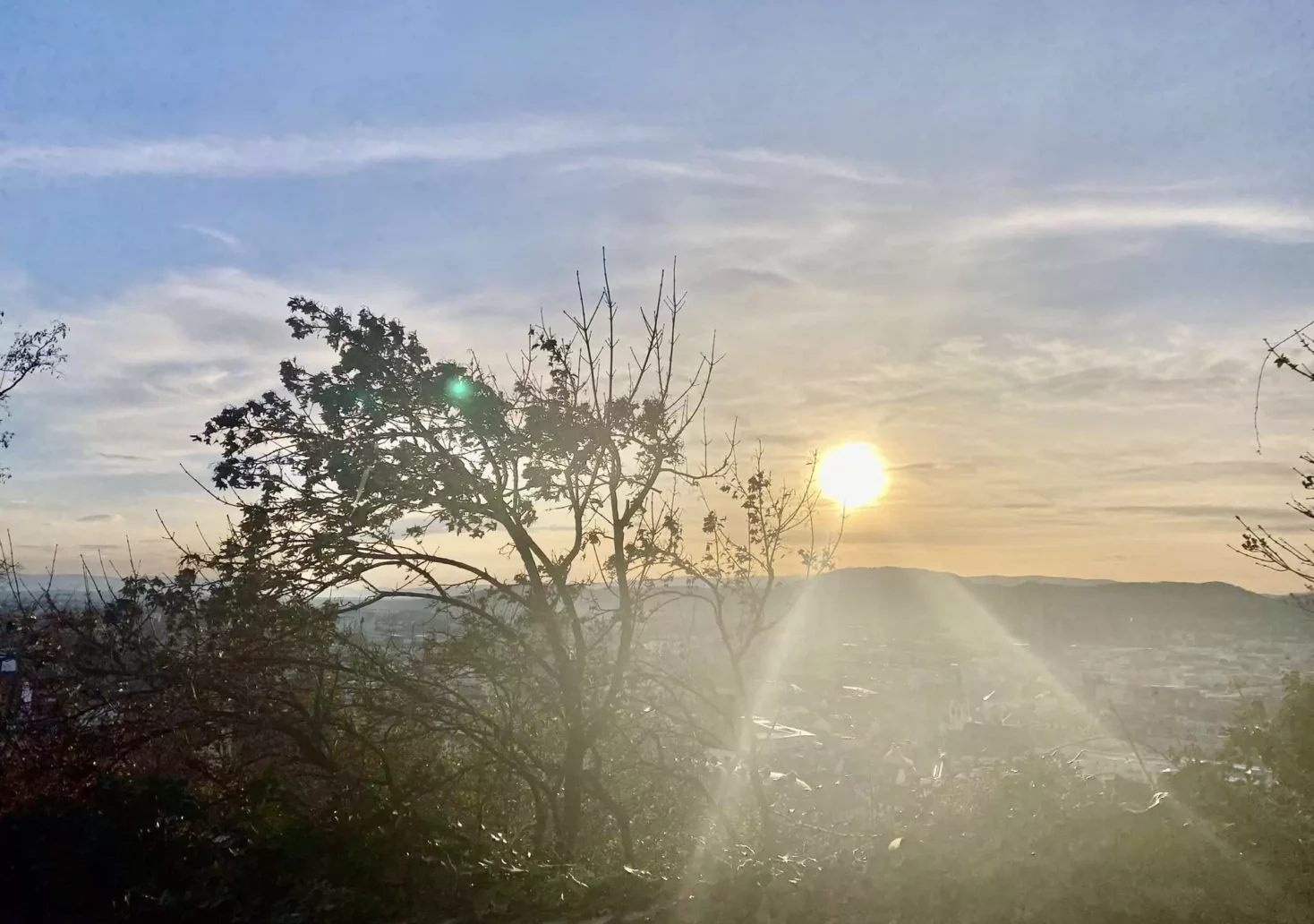 Bild auf 5min.at zeigt den Grazer Schlo&szlig;berg.
