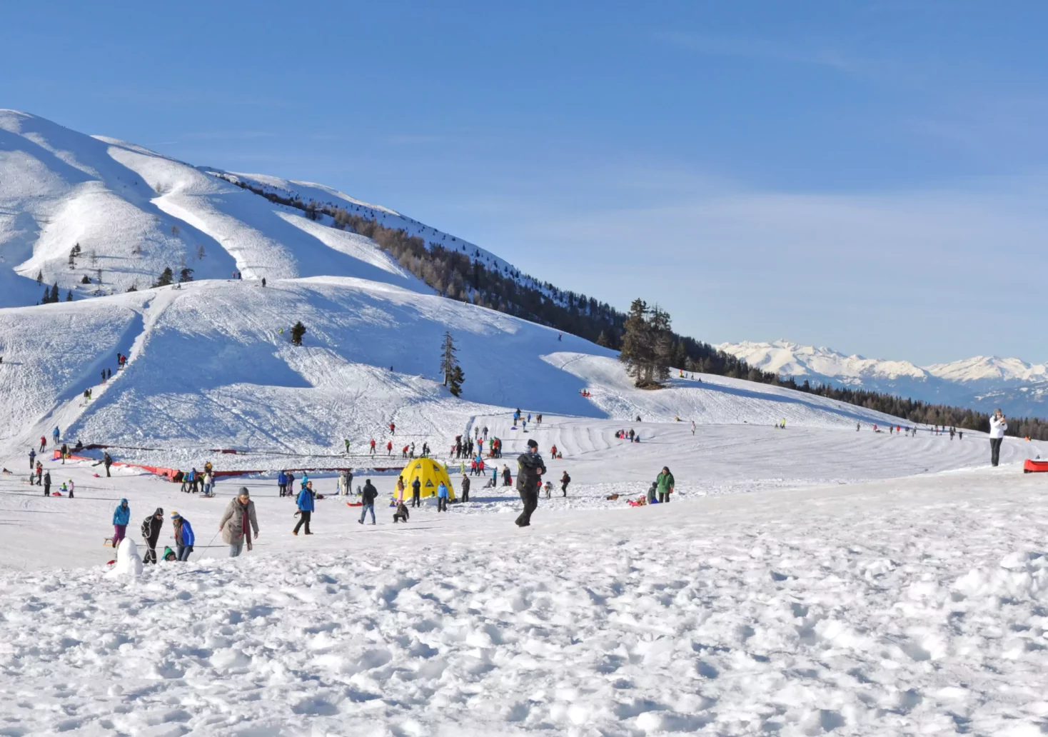 Das Bild auf 5min.at zeigt Menschen am Dobratsch.
