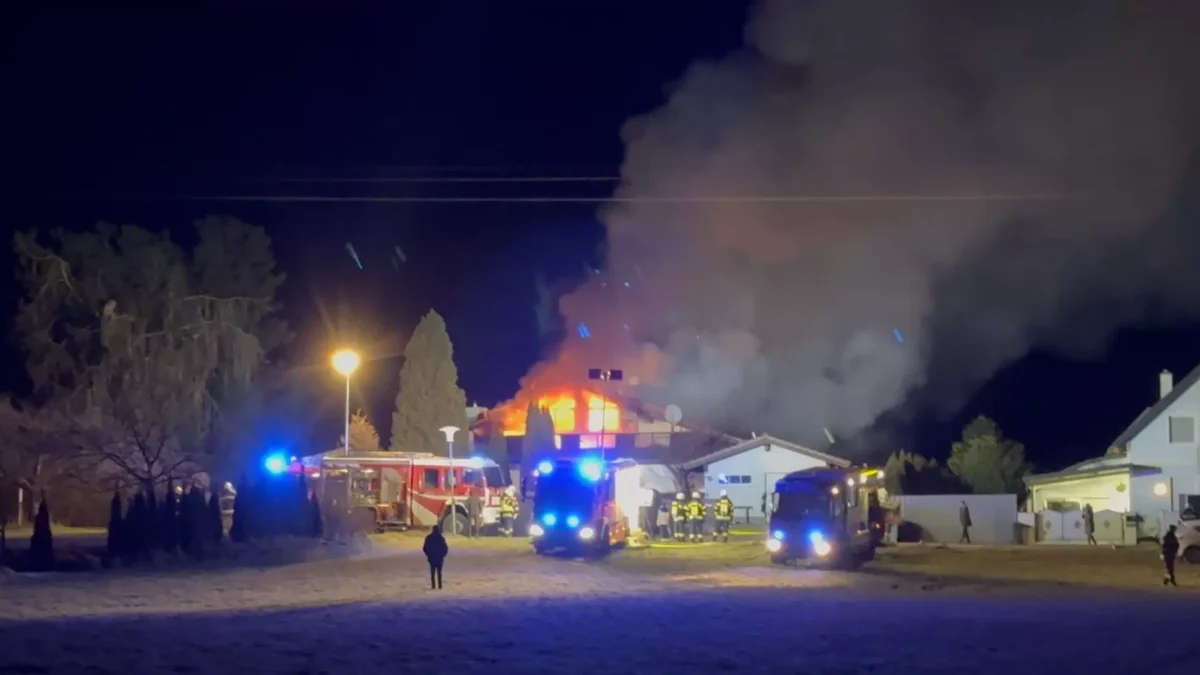 Ein Bild auf 5min.at zeigt den Hausbrand in Feffernitz.