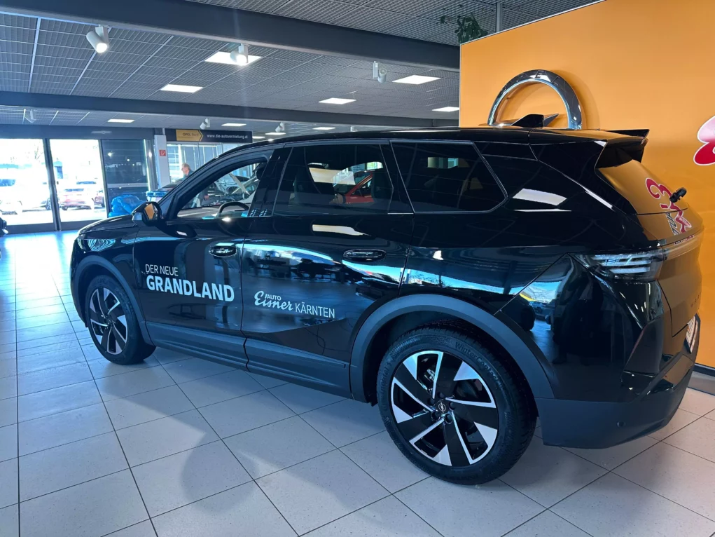 Bild auf 5min.at zeigt ein Werbefoto von Eisner Auto