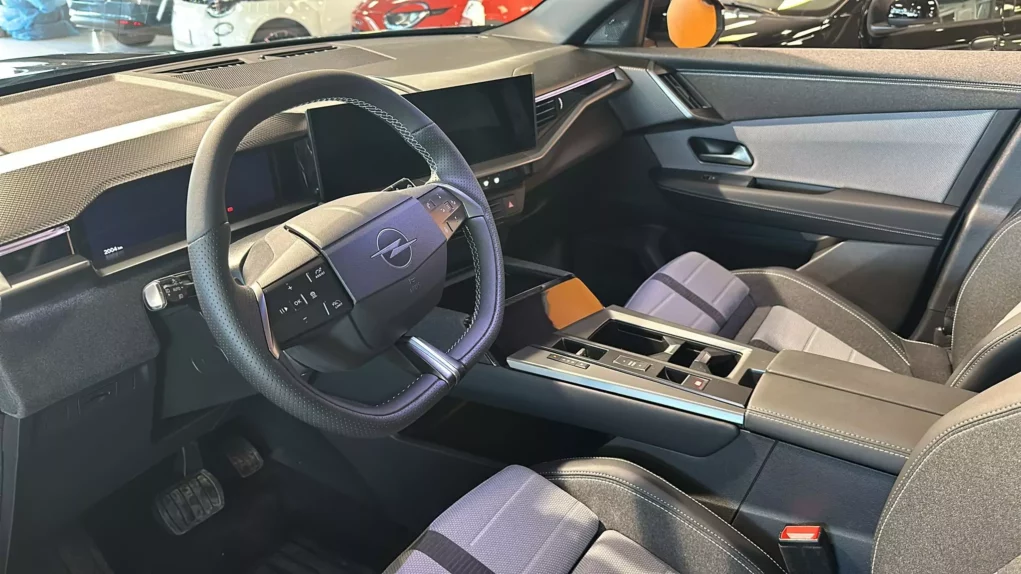 Bild auf 5min.at zeigt ein Werbefoto von Eisner Auto