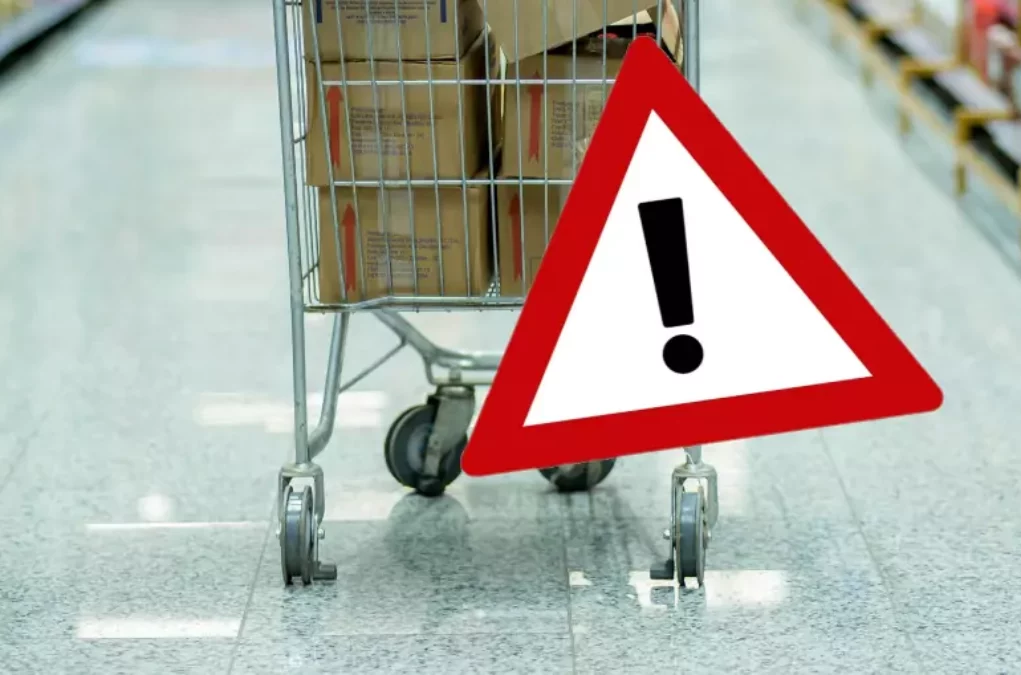 Das Bild auf 5min.az zeigt einen Einkaufswagen.