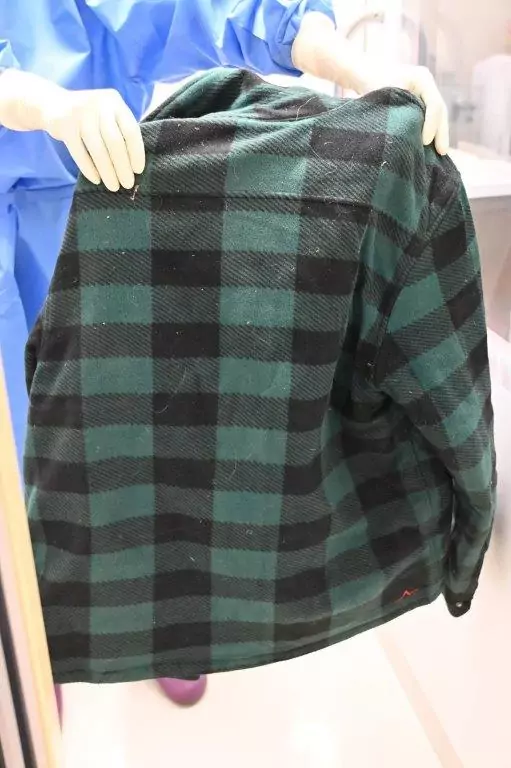 Mann vor Fast-Food-Lokal reglos aufgefunden &ndash; Identit&auml;t unklar