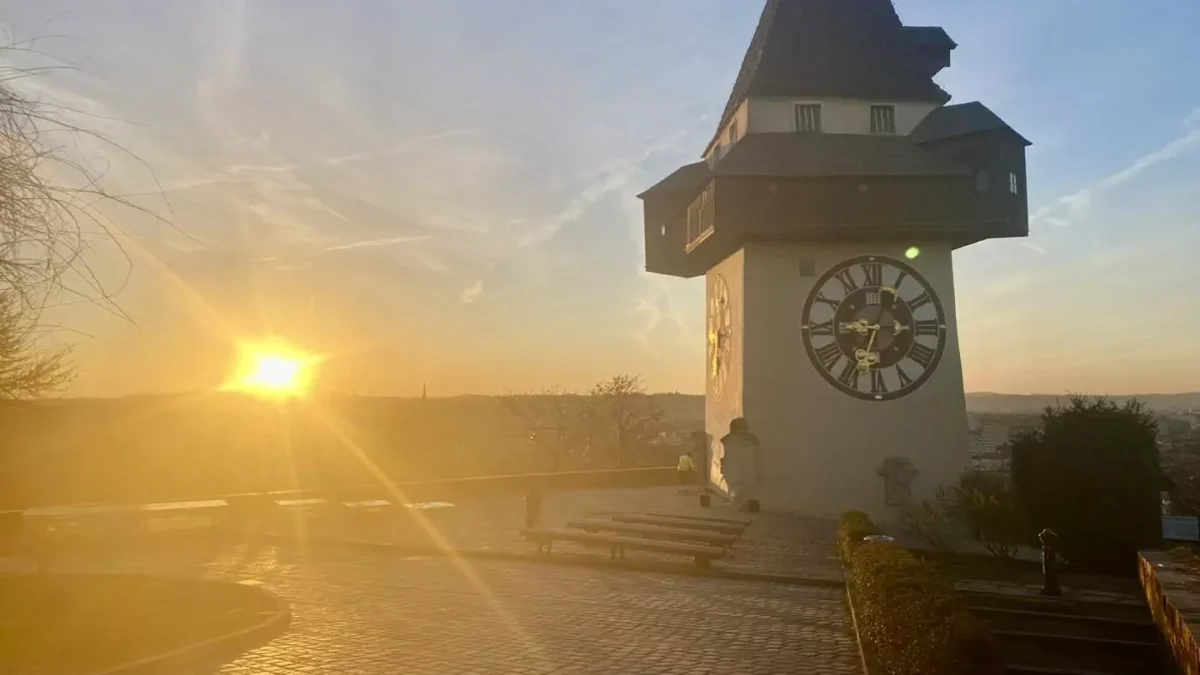 Bild auf 5min.at zeigt den Grazer Uhrturm.