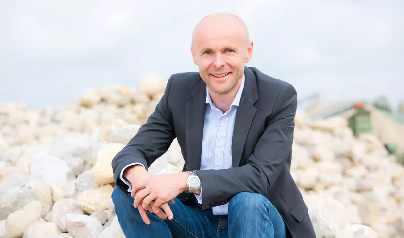 Foto auf 5min.at zeigt Univ.-Prof. Dipl.-Ing. Dr.mont. Michael Tost, Leiter des Lehrstuhls f&uuml;r Bergbaukunde, Bergtechnik und Bergwirtschaft an der Montanuniversit&auml;t Leoben und Koordinator von SUMEX.