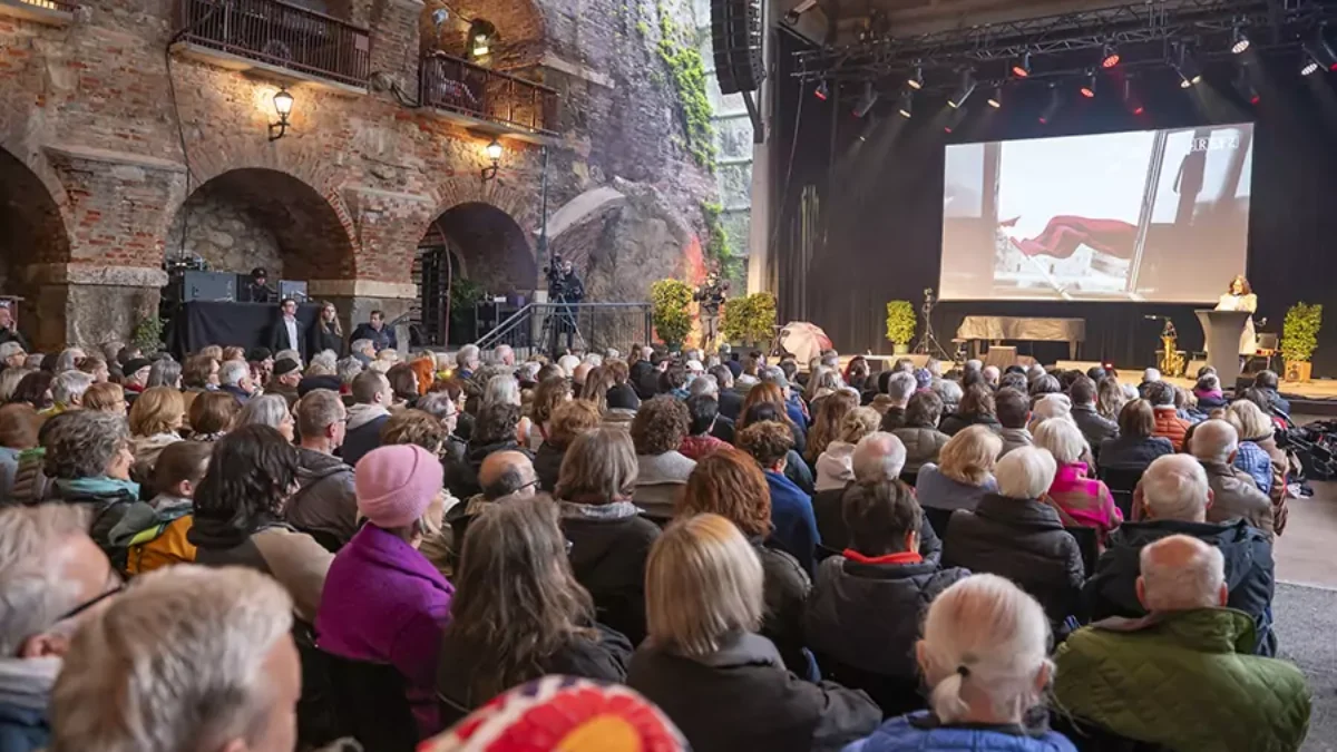 Foto auf 5min.at zeigt die 80 Jahre Kriegsende-Feier in Graz