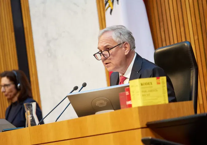 Bild auf 5min.at zeigt eine Sitzung des Nationalrates.