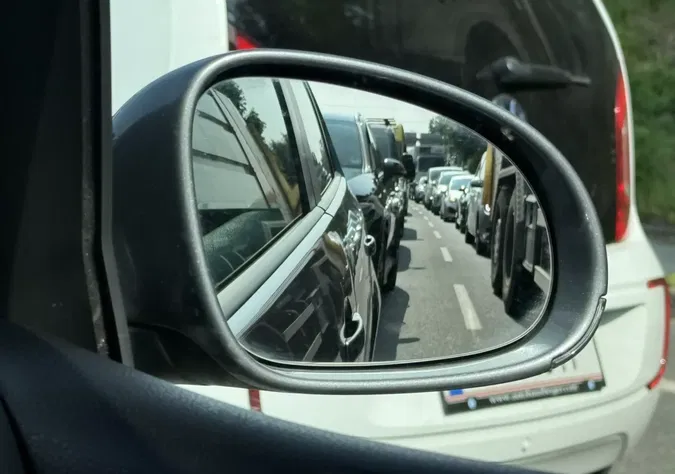 Das Bild auf 5min.at zeigt einen Stau.