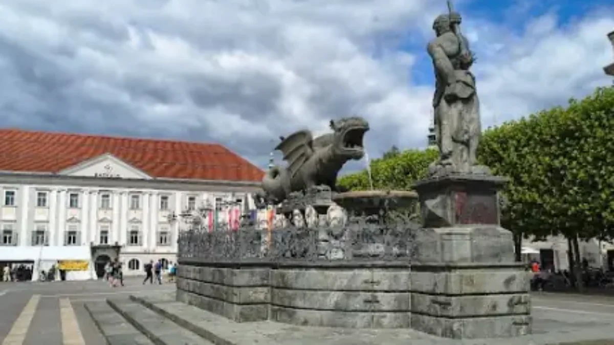 Das Bild auf 5min.at zeigt den Lindwurm in Klagenfurt.