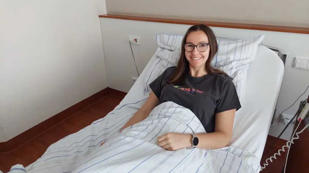 Bild auf 5min.at zeigt eine Spenderin von Geben für Leben