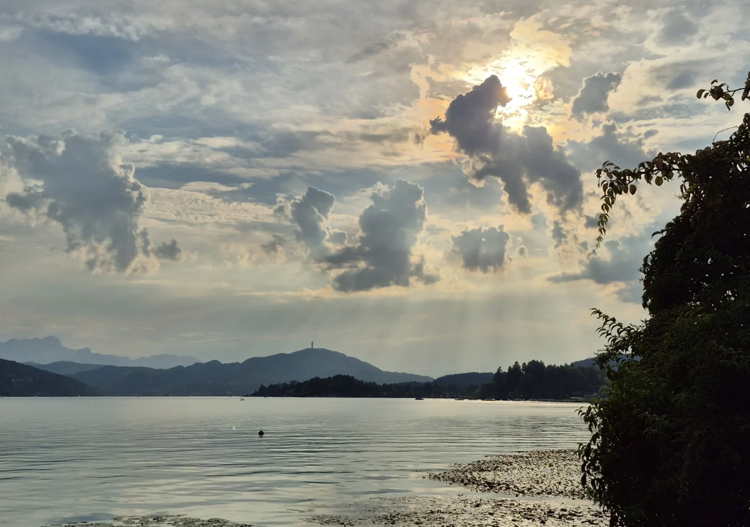 Das Bild auf 5min.at zeigt den Wörthersee nach einem Gewitter.