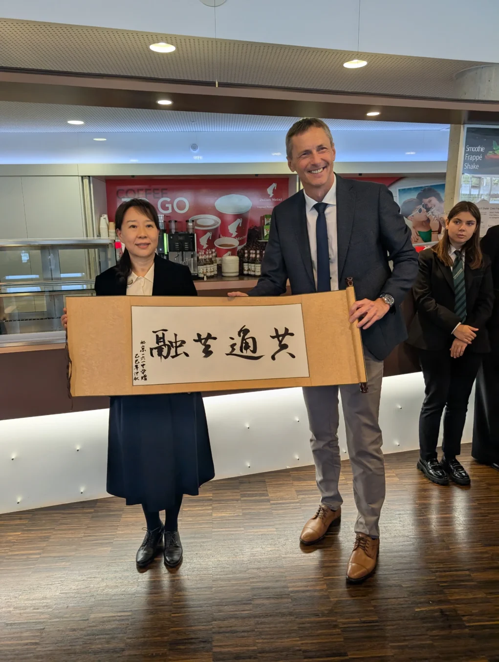 Foto auf 5min.at zeigt die Chinesische Partnerschule zu Gast an den Privatschulen Bad Gleichenberg