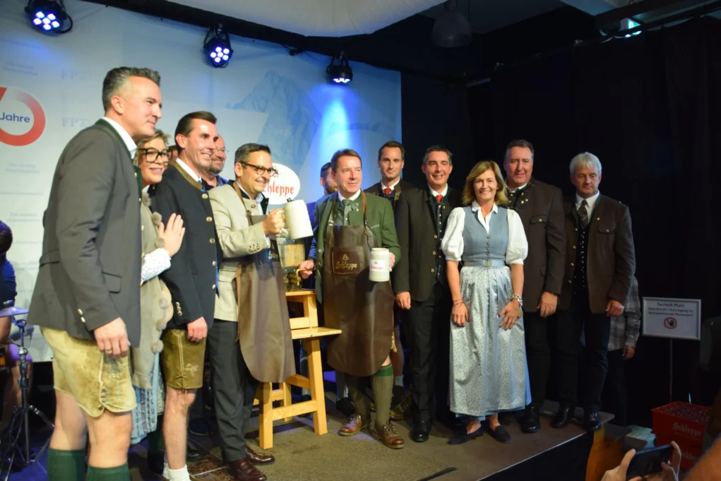 Das Bild auf 5min.at zeigt Impressionen von der 70-Jahr-Feier der FPÖ Kärnten.