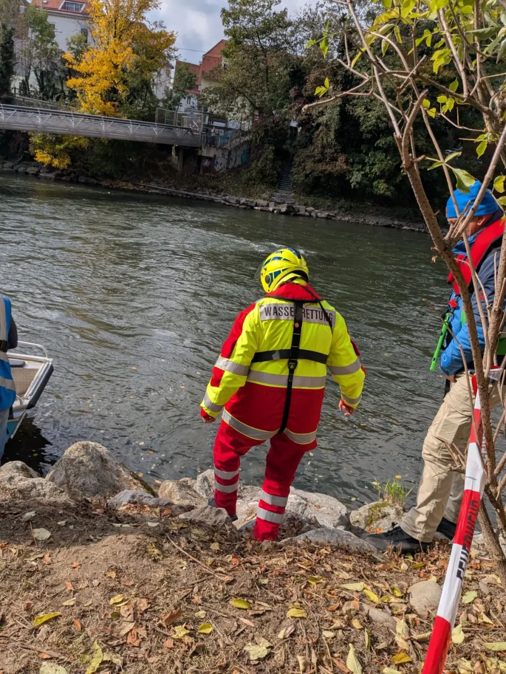Das Foto auf www.5min.at zeigt eine Rettungsübung in Graz.