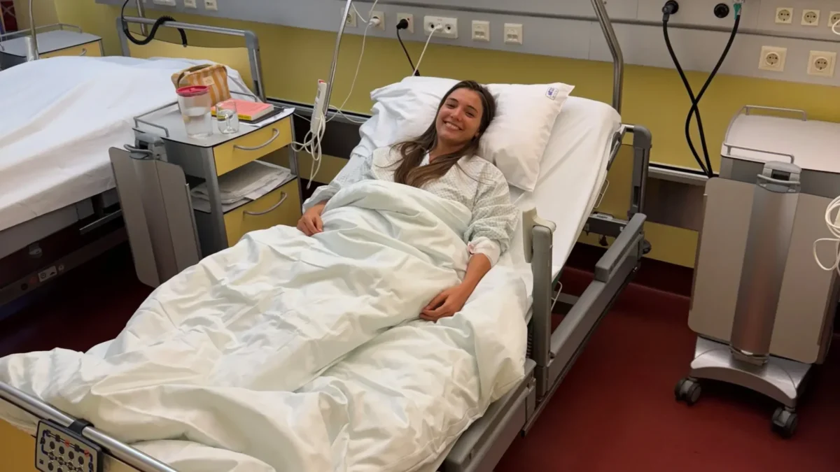 Foto in Beitrag von 5min.at zeigt Barbara Pultar bei ihrer lebensrettenden Stammzellspende.