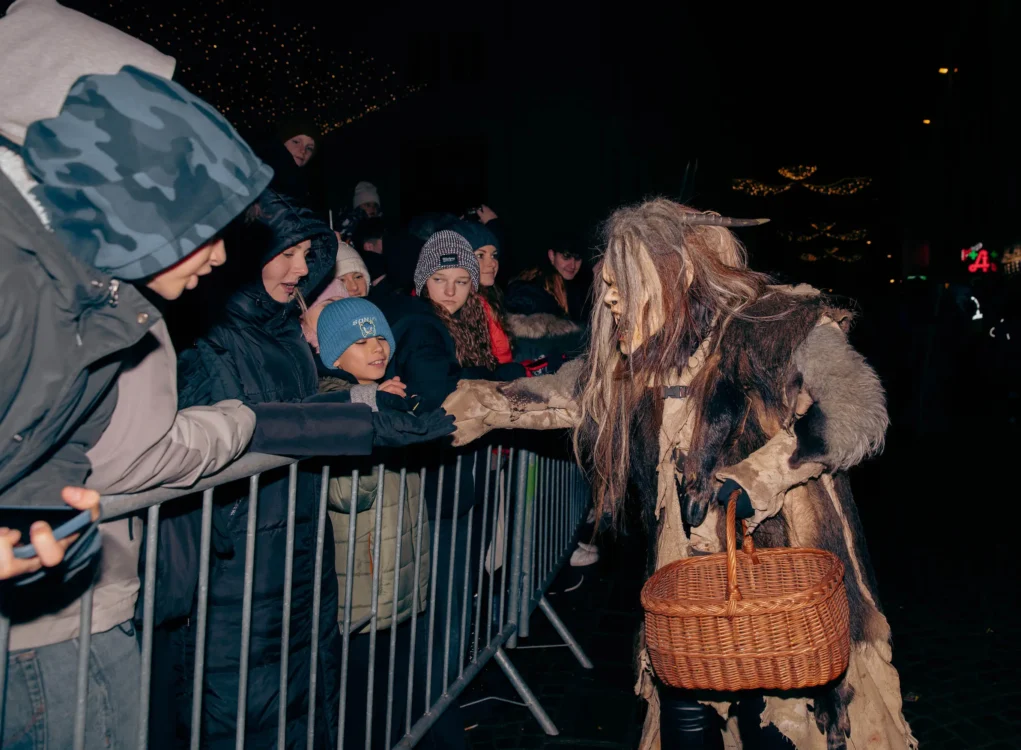 Ein Bild auf 5min.at zeigt einen Krampus.