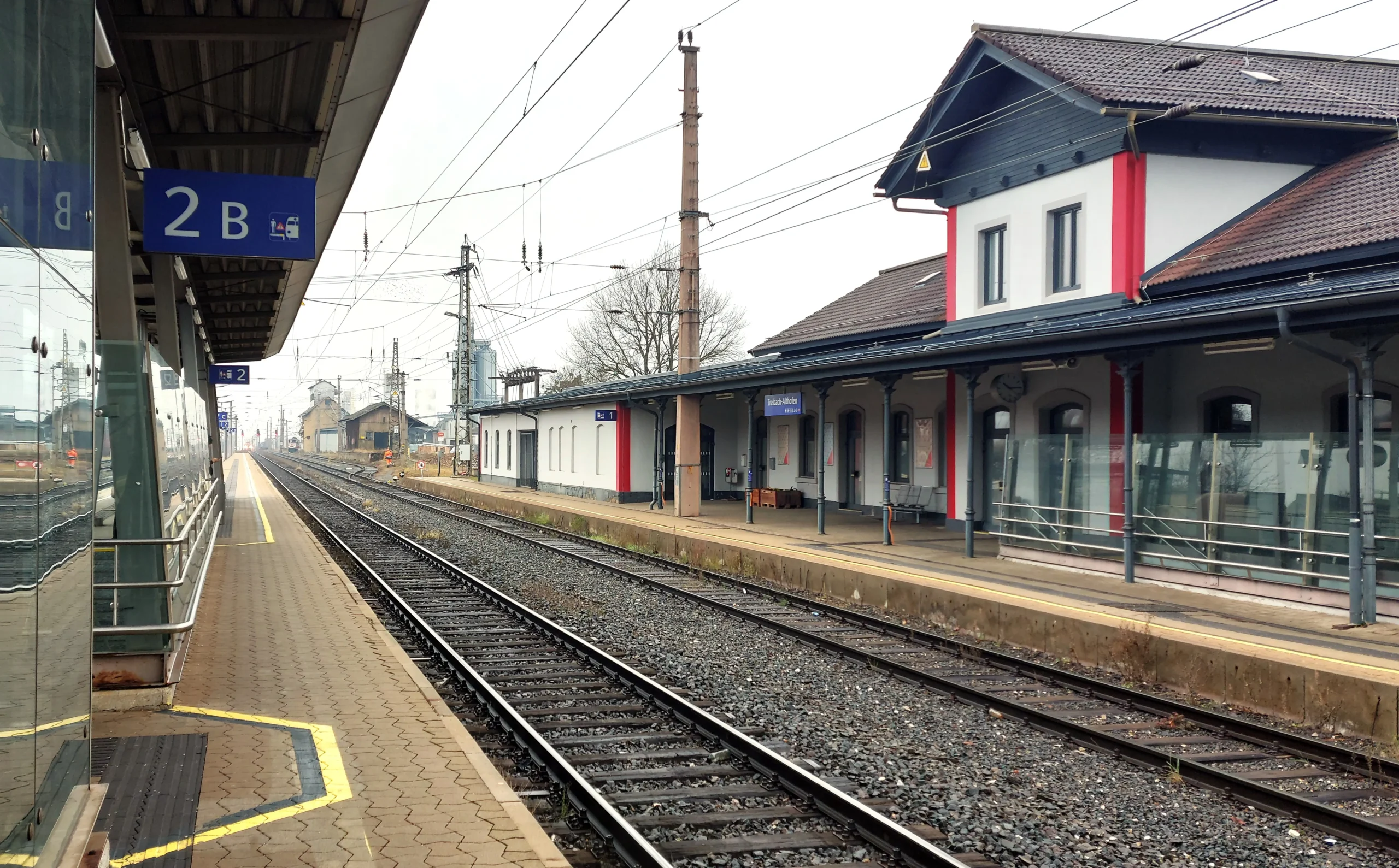 Das Foto auf www.5min.at zeigt den Bahnhof Treibach - Althofen.
