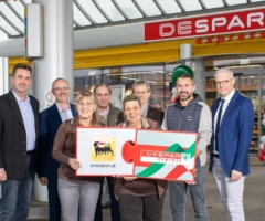 Foto in Beitrag von 5min.at zeigt den neuen DESPAR-express in Klagenfurt.