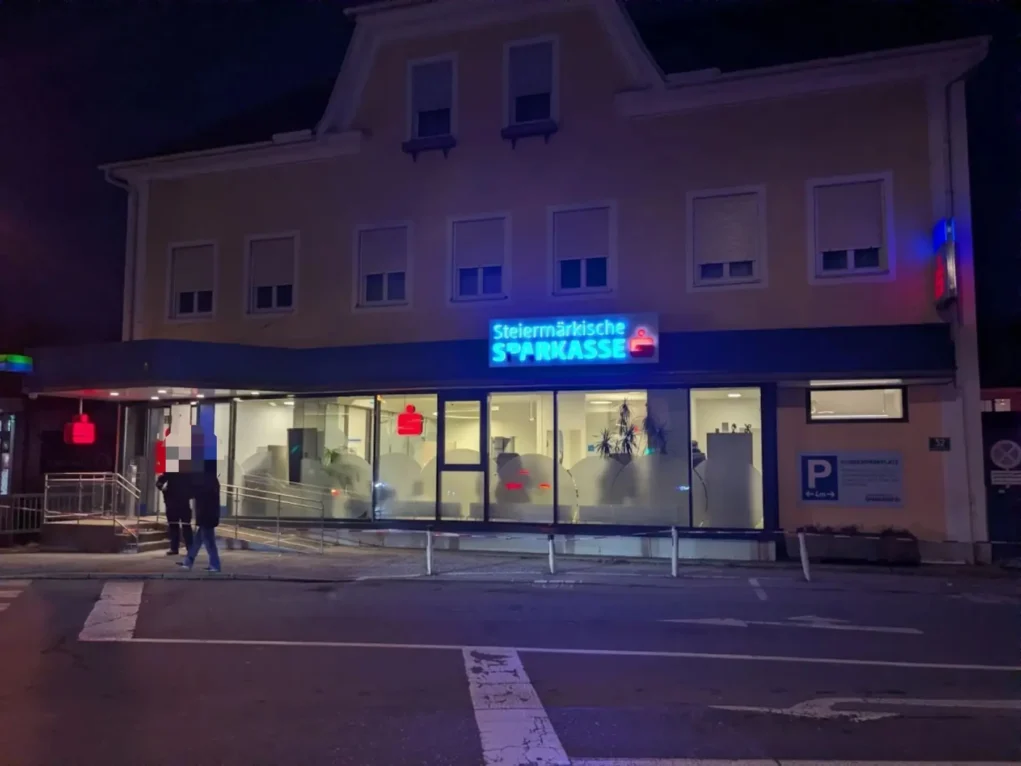 Banküberfall in Graz-Andritz: Täter war offenbar bewaffnet