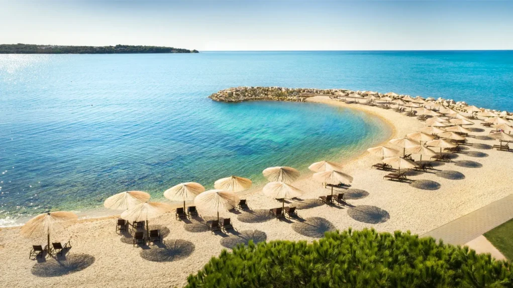 Bild auf 5min.at zeigt ein Werbefoto von K-invest