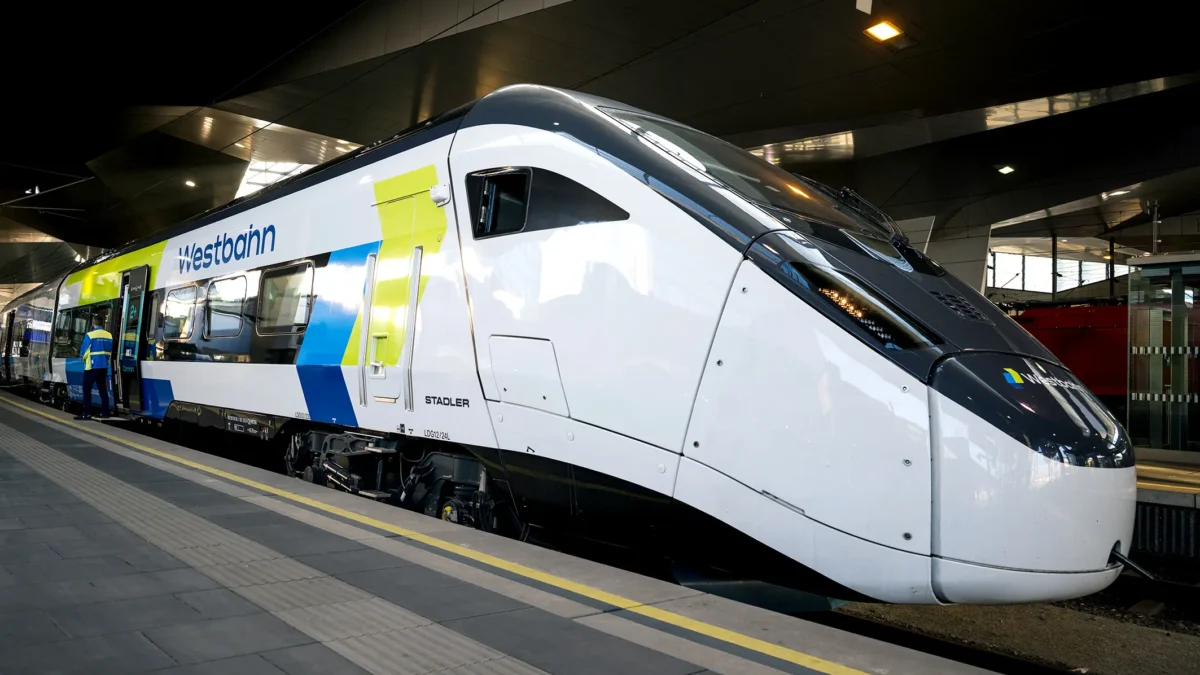 Auf dem Foto von www.5min.at sieht man die Westbahn.