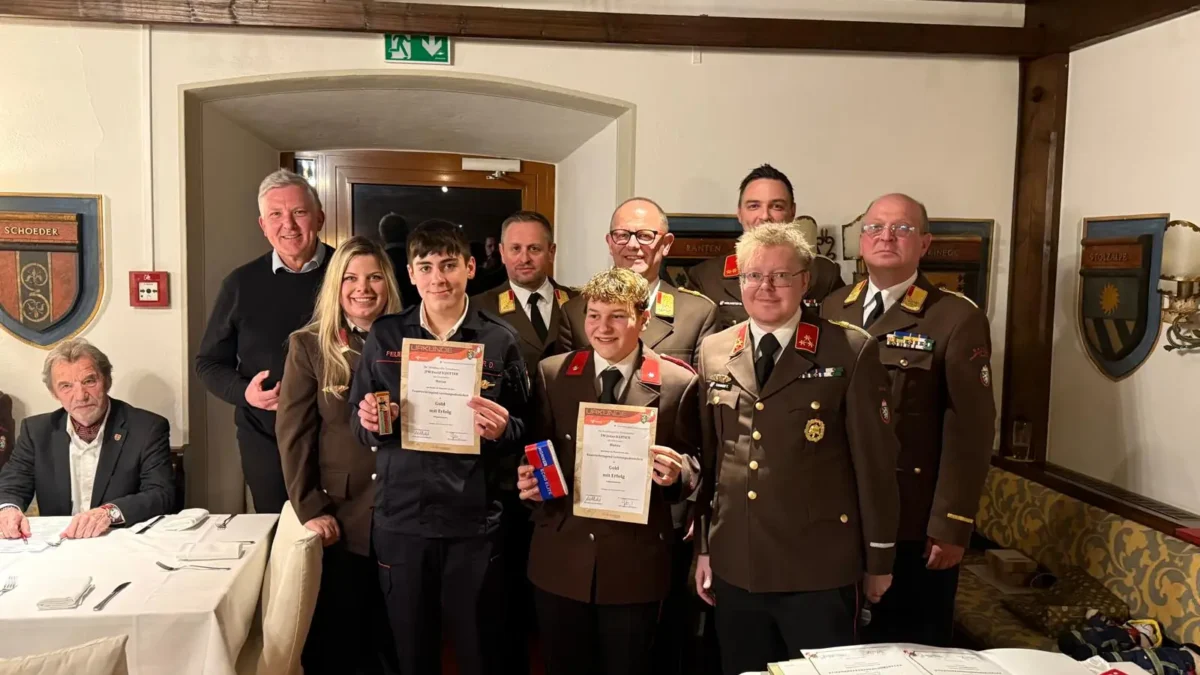 Die Freiwillige Feuerwehr Murau hielt am 27. Februar 2026 ihre jährliche Wehrversammlung im Hotel Lercher ab.