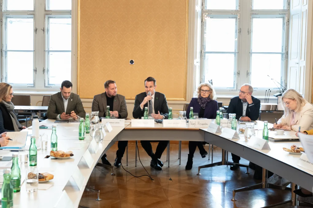 Zentrale Herausforderungen im Bildungsbereich wurden diskutiert.