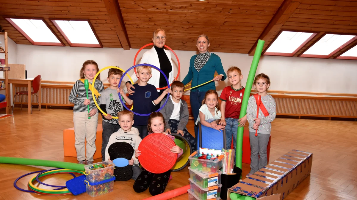 Das Bild auf 5min.at zeigt die Kinder und Pädagogen im Kindergarten St. Marein.