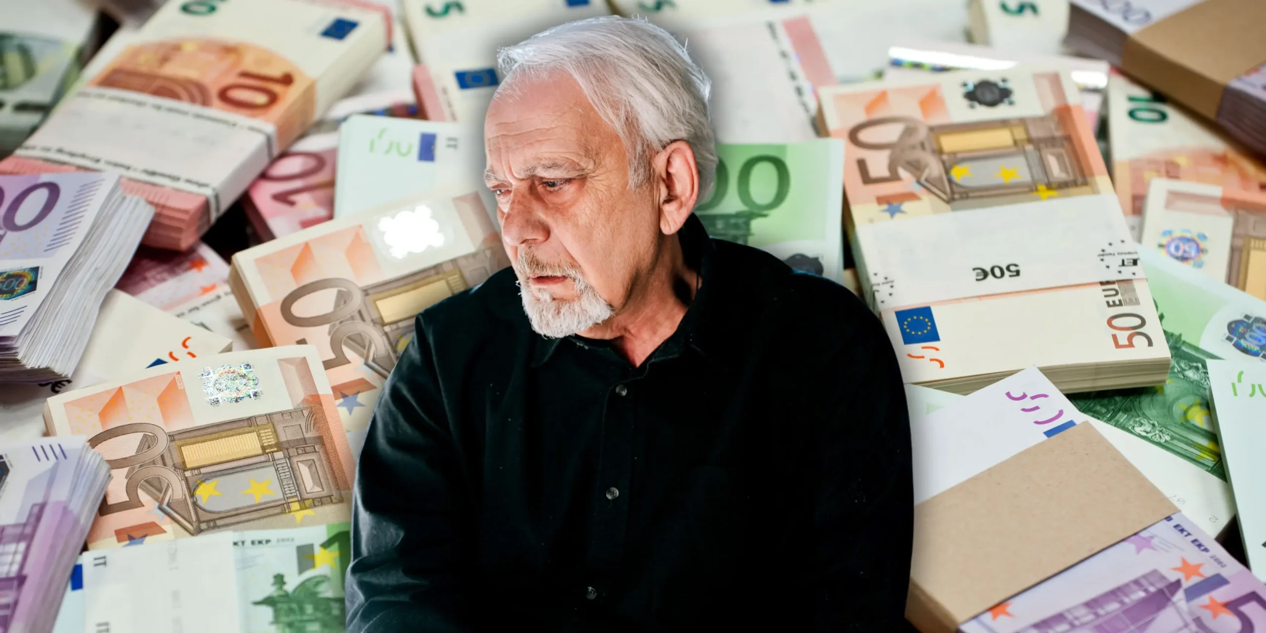 Foto in Beitrag von 5min.at zeigt einen Mann vor viel Geld.