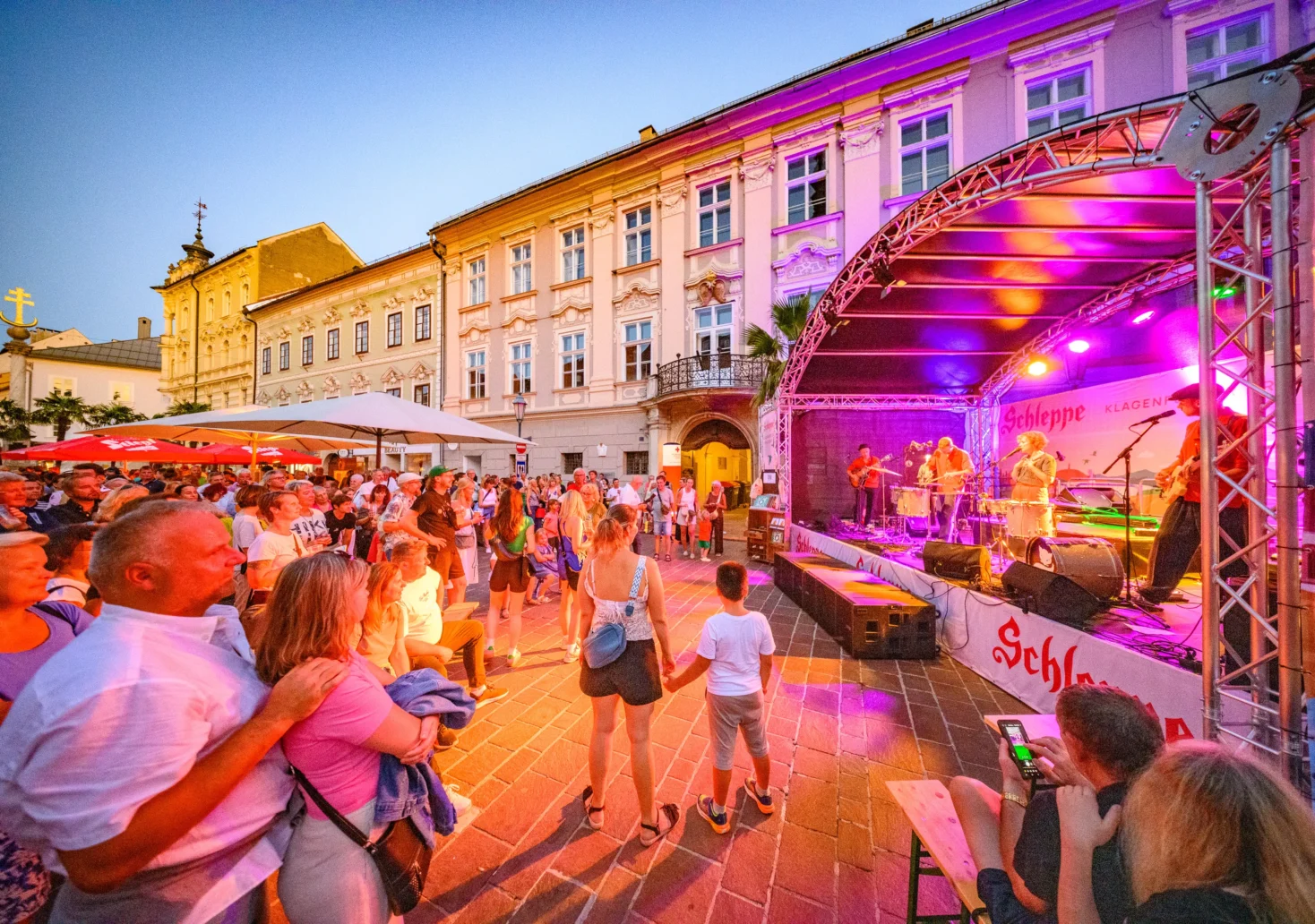 Das Bild zeigt den Altstadtzauber in Klagenfurt auf 5min.at.