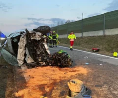 Bild auf 5min.at zeigt einen Einsatz nach einem Unfall.