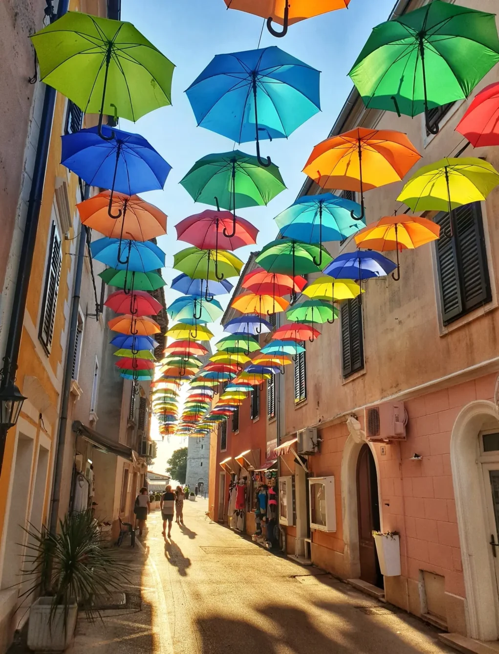 Bild auf 5min.at zeigt ein Werbefoto von K-invest