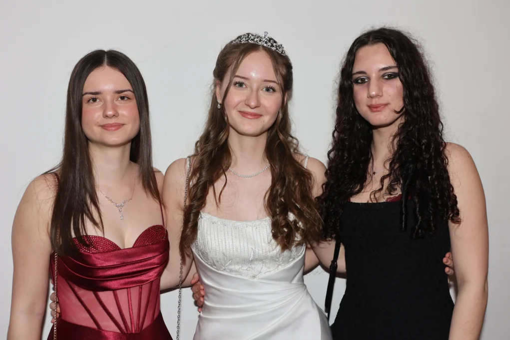 Das Bild auf 5min.at zeigt Impressionen vom Maturaball des Peraugymnasiums 2026.