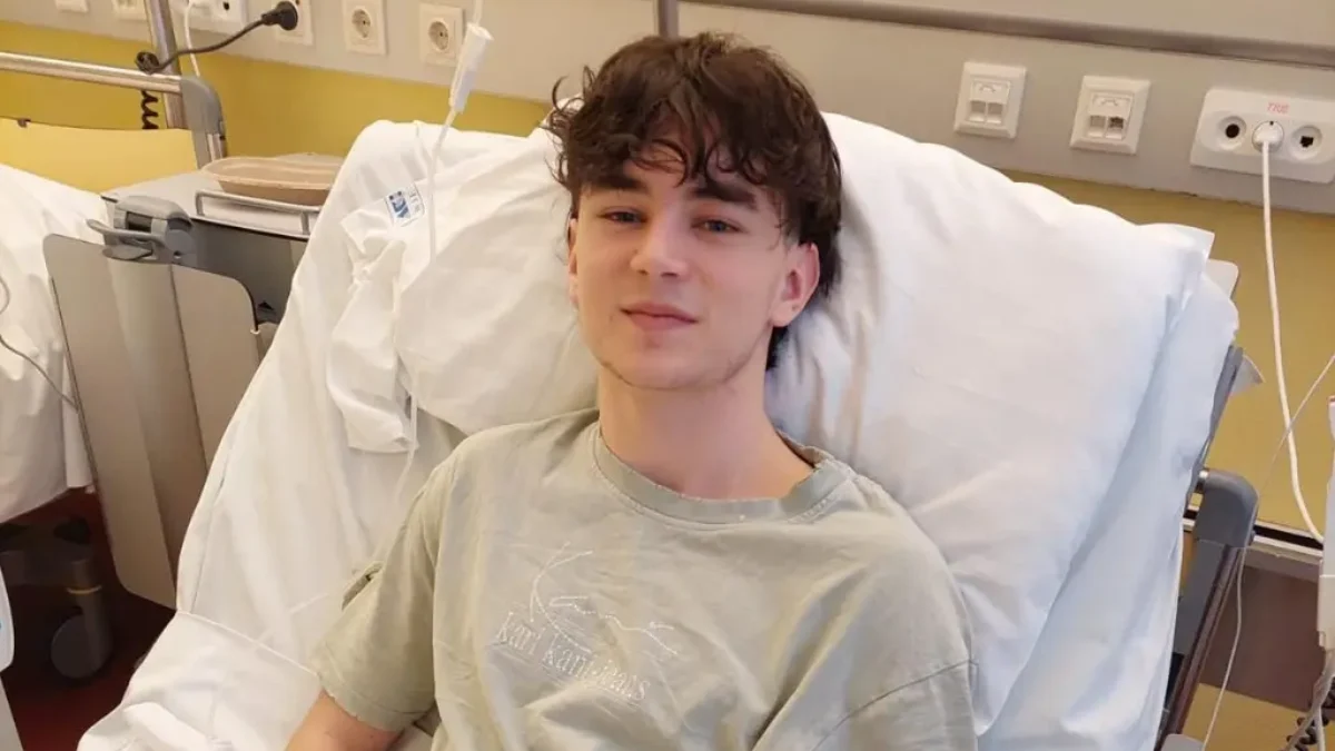Das Bild auf 5min.at zeigt den 18-jährigen Julius, der zum Stammzellenspender wurde.