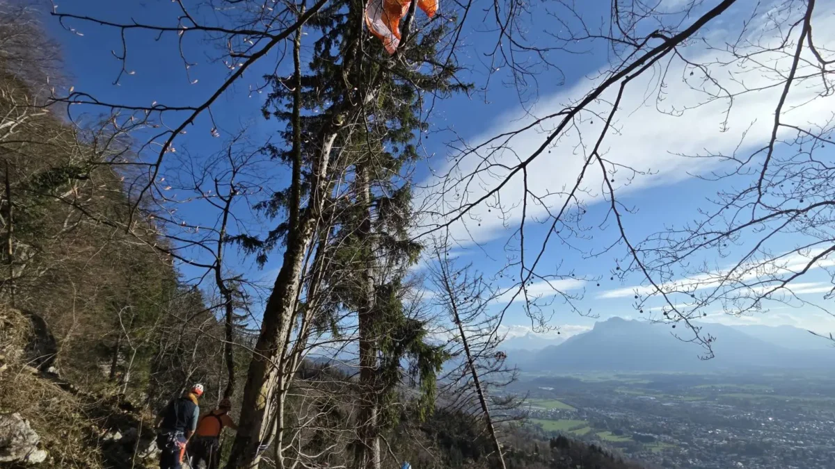 Das Bild auf www.5min.at zeigt einen Einsatz der Bergrettung Salzburg.