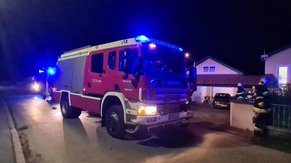 Bild auf 5min.at zeigt ein Feuerwehrauto.