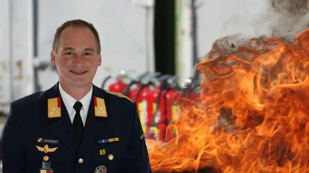 Das Bild auf 5min.at zeigt Feuer und BFKO Unterrieder