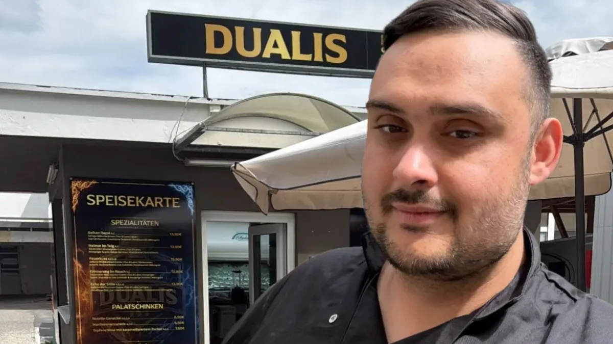 Am Bild sieht man einen neuen Lokalbesitzer aus Klagenfurt und im HIntergrund sein Lokal