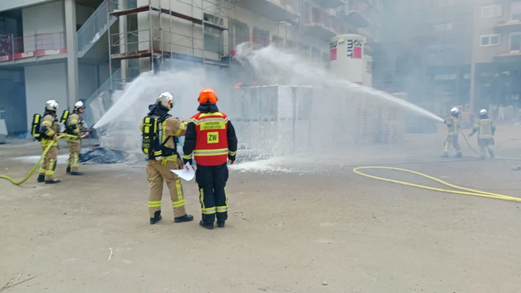 Das Bild auf 5min.at zeigt einen Feuerwehreinsatz in Graz.