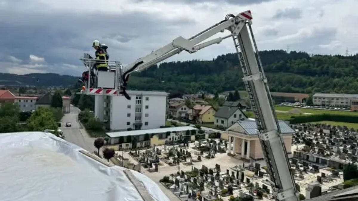 Das Bild zeigt die Feuerwehr aus dem Lavanttal auf www.5min.at.